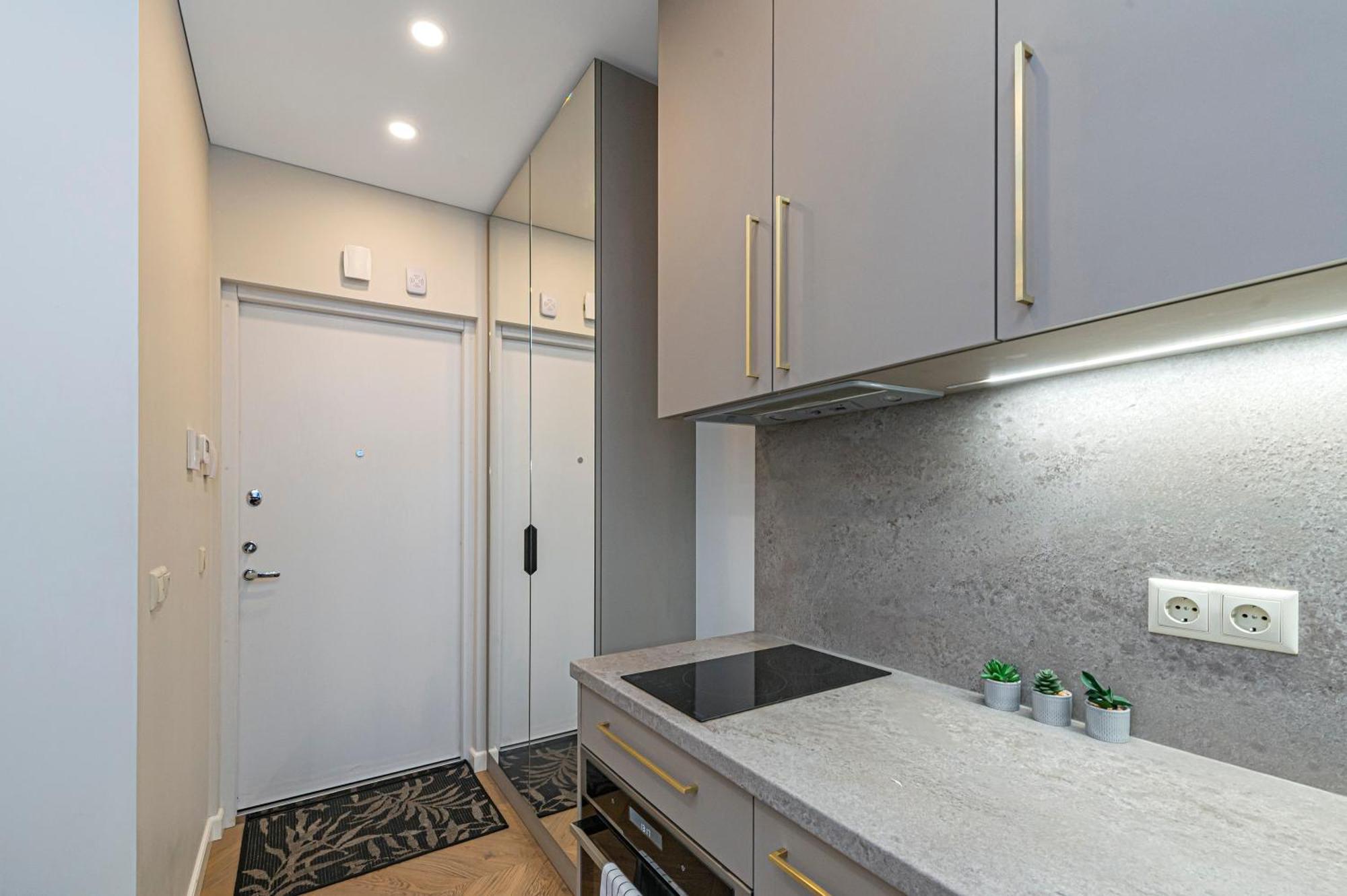 Brand New Studio In Old Town By Hostlovers Kaunas Dış mekan fotoğraf